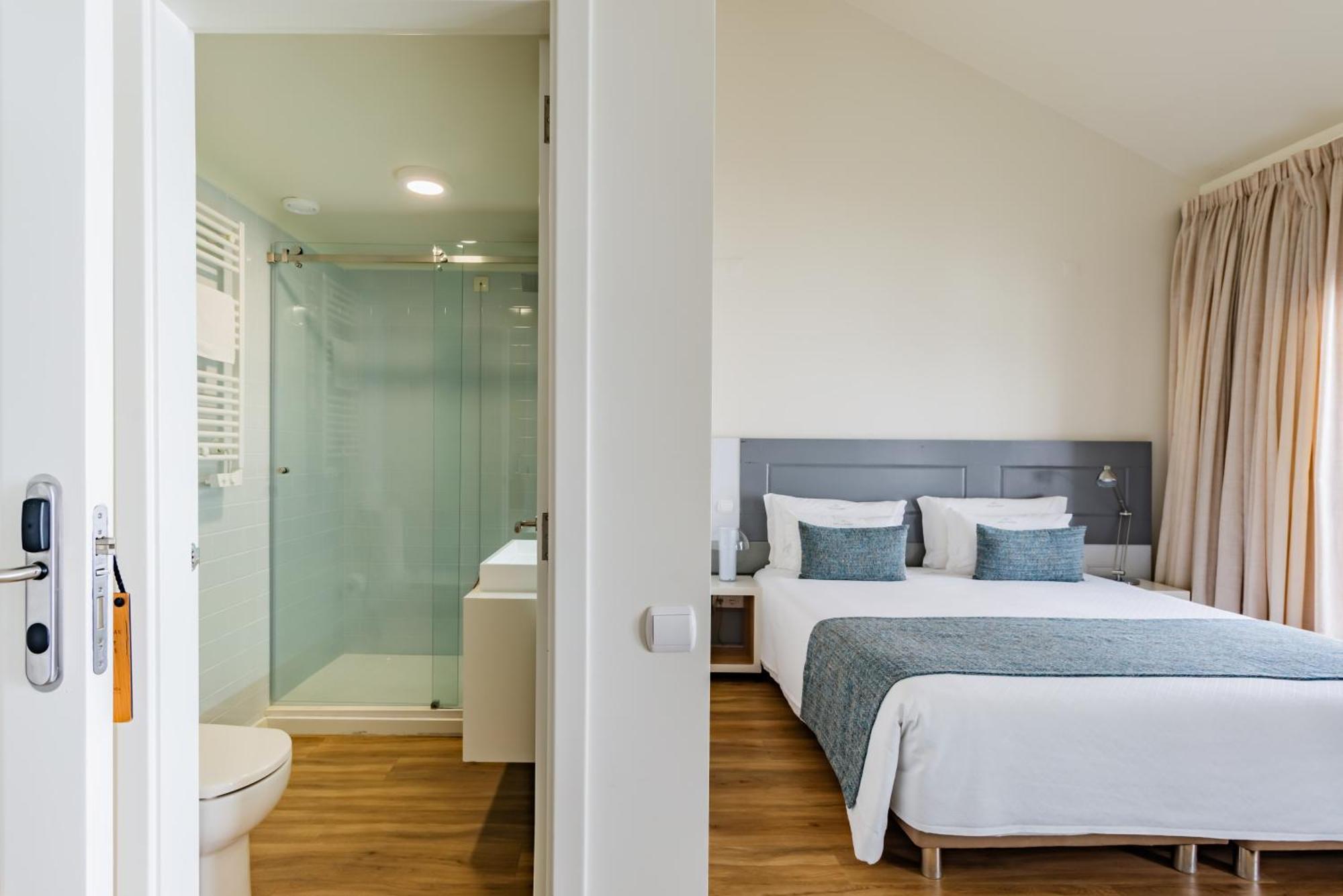 Porta da Arrábida Suites Palmela Habitación foto