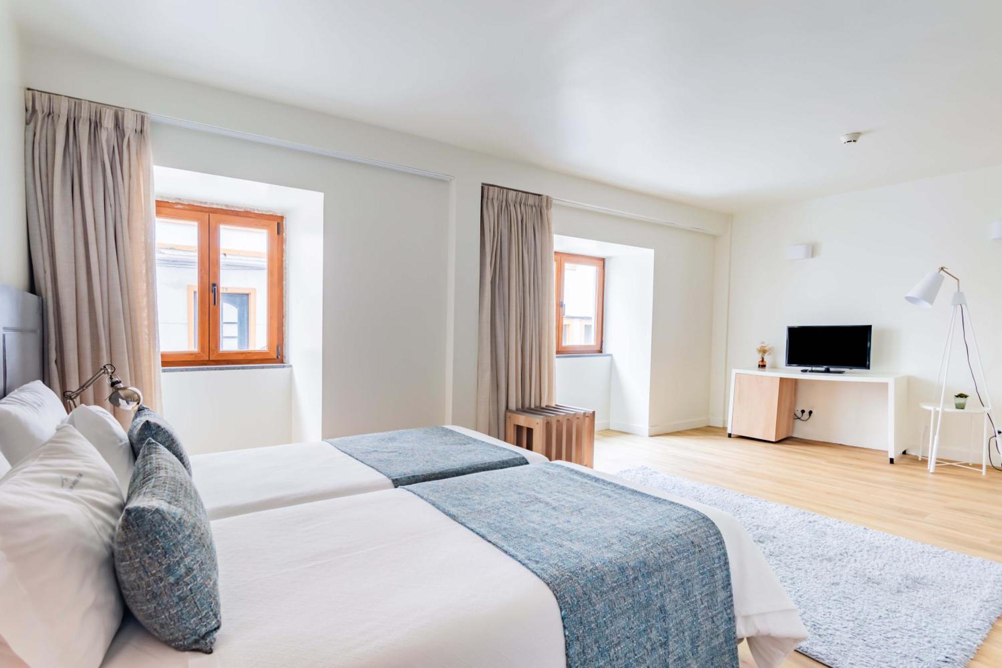 Porta da Arrábida Suites Palmela Habitación foto