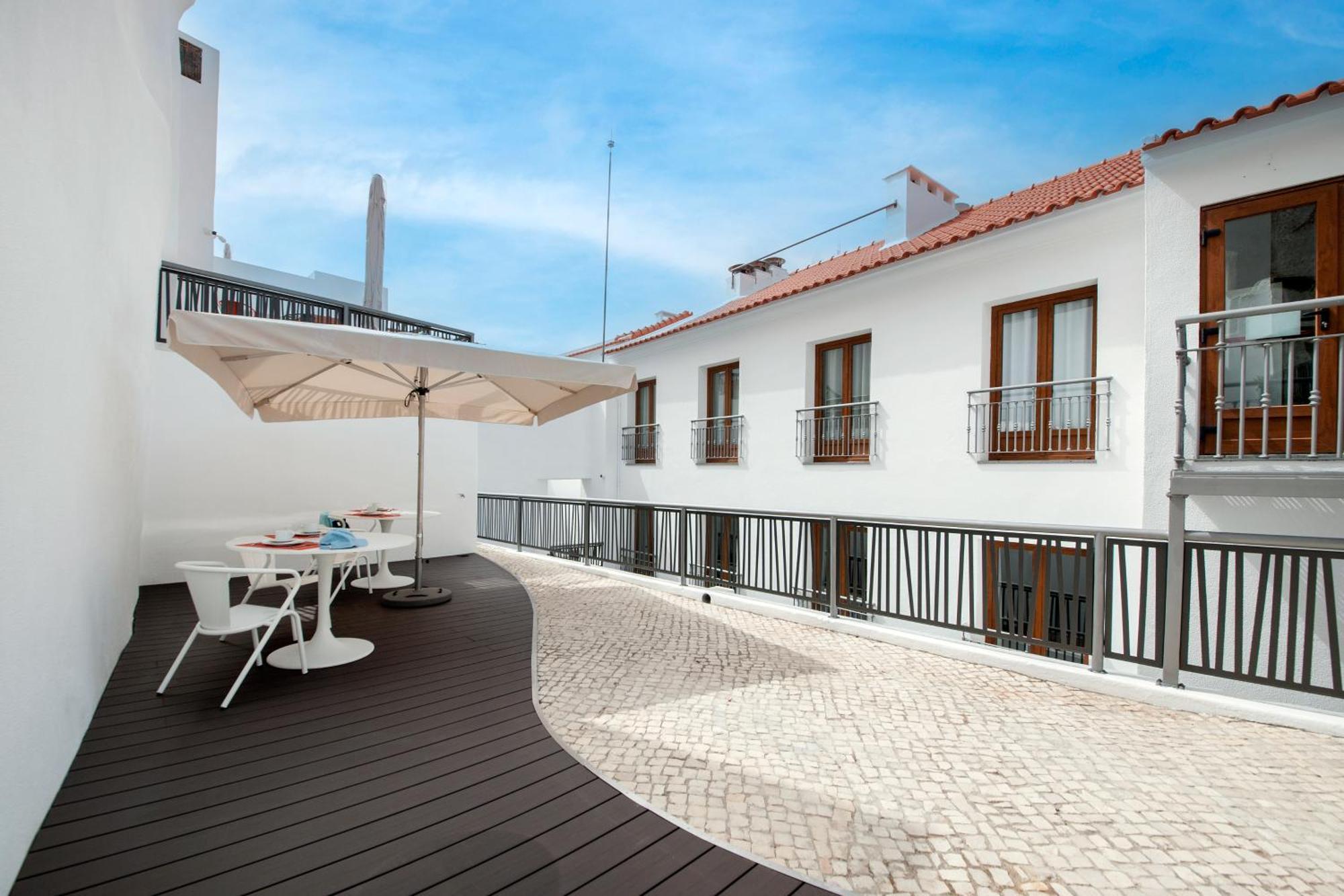 Porta da Arrábida Suites Palmela Exterior foto