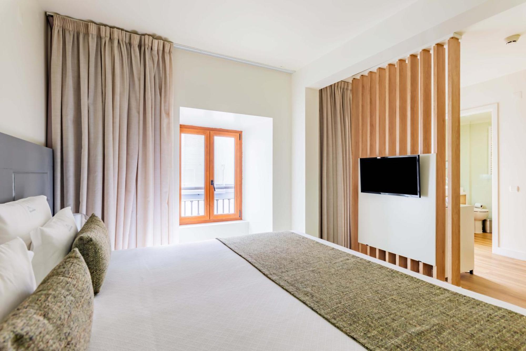 Porta da Arrábida Suites Palmela Habitación foto